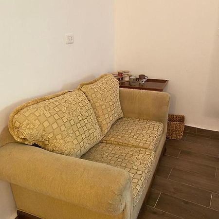 Miadabia Supreme Apartment Madaba Luaran gambar